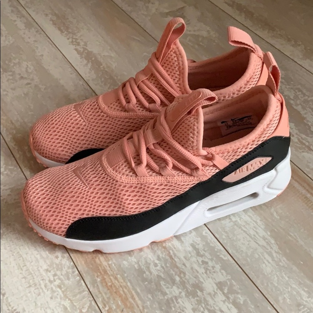 NWT Nike Air Max EZ coral sneakers - Picture 6 of 11